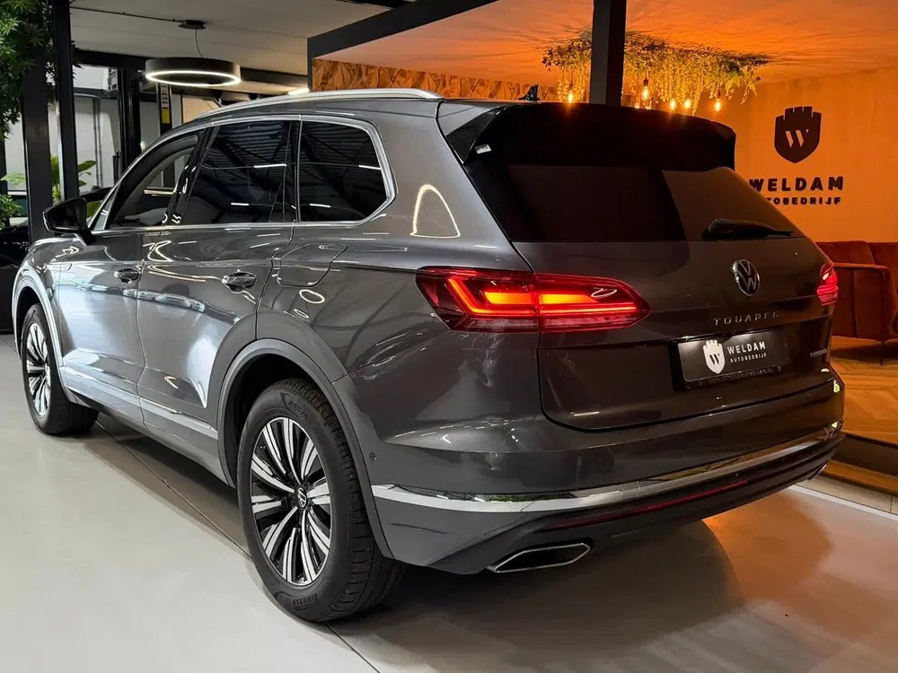 Volkswagen Touareg 3.0 TSi eHybrid 4MOTION 381PK Elegance BO uit 2023, foto 11