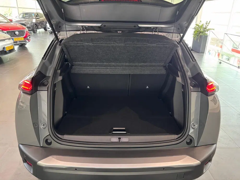Peugeot 2008 EV GT 54 kWh uit 2025, foto 15