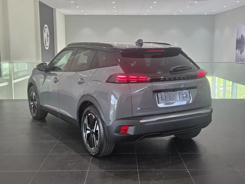 Peugeot 2008 EV GT 54 kWh uit 2025, foto 4