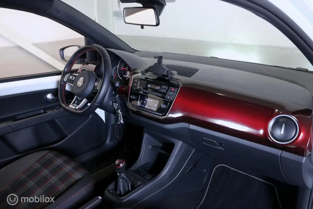 Volkswagen up! 1.0 TSI GTI uit 2021, foto 5