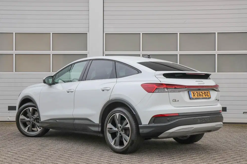 Audi Q4 e-tron 45 265pk quattro Advanced edition 7 uit 2023, foto 11
