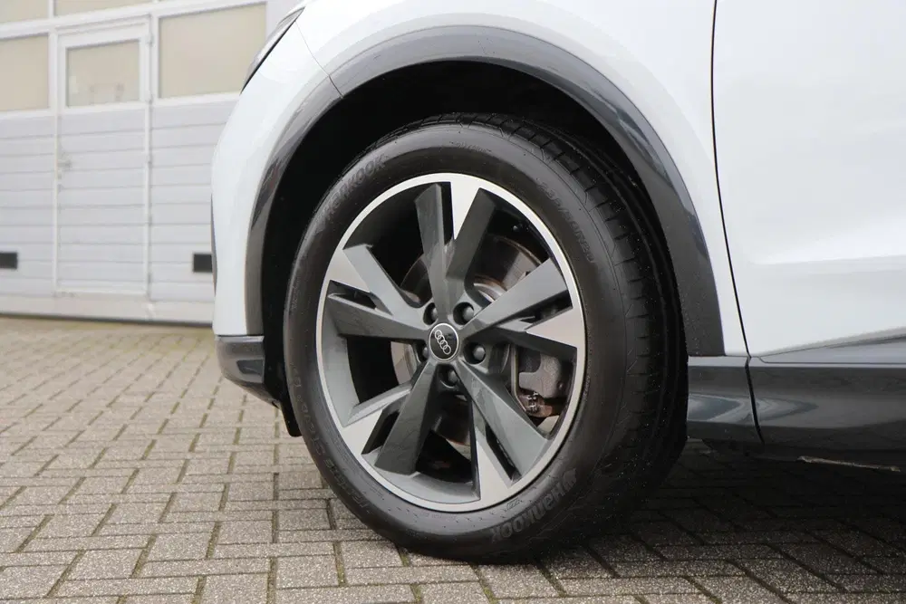 Audi Q4 e-tron 45 265pk quattro Advanced edition 7 uit 2023, foto 12
