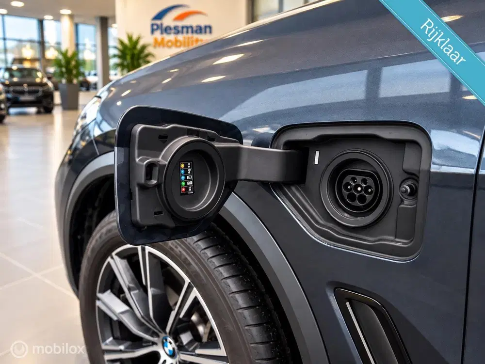 BMW X5 xDrive45e High Executive uit 2021, foto 15