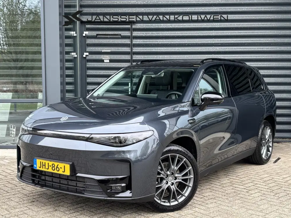 Leapmotor C10 Design REEV 28.4 kWh 360 Camera Panoramada uit 2025