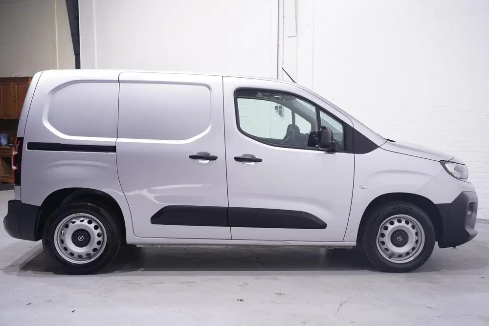 Opel Combo 1.5 BlueHDi 102 pk L1 Airco uit 2024, foto 8