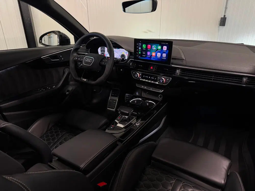 Audi A4 35 TDI S-Line Competition 2022 163PK PANO uit 2022, foto 2
