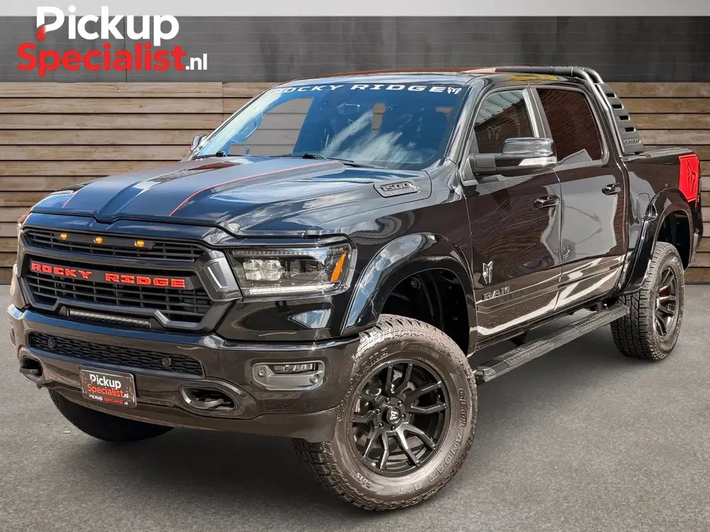 Dodge RAM 5.7 V8 4x4 Crew Cab uit 2022
