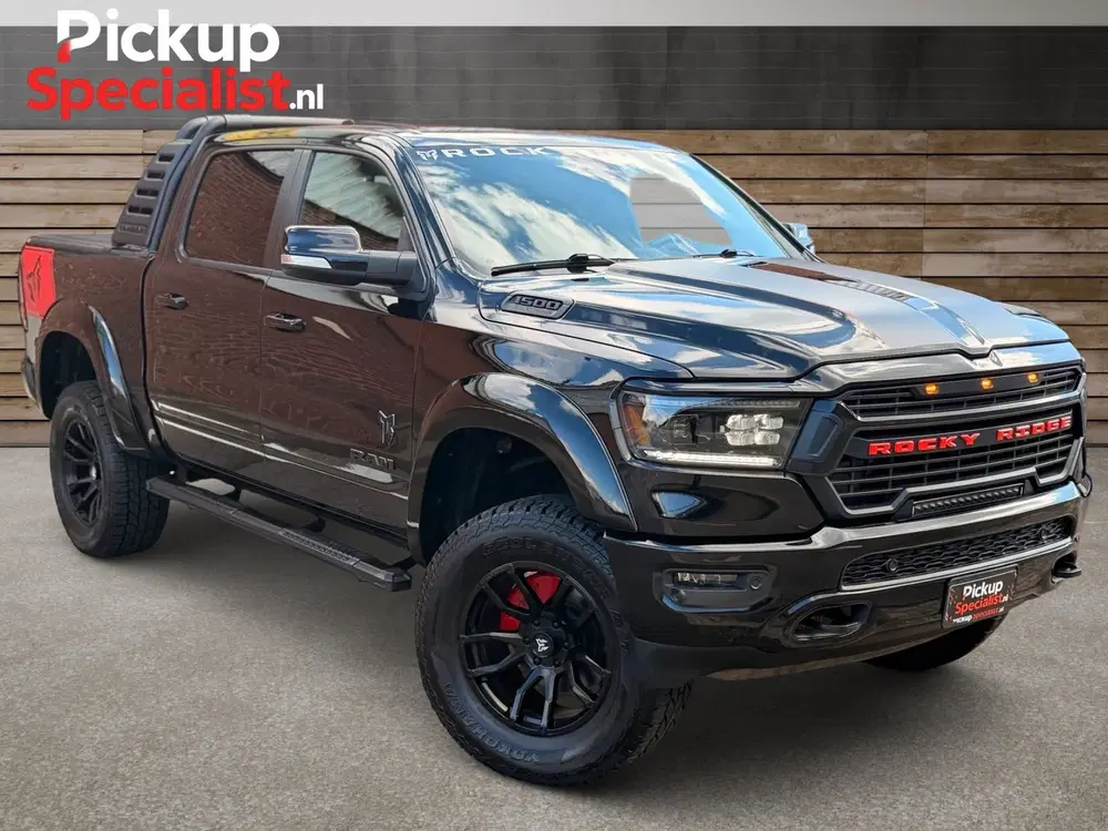 Dodge RAM 5.7 V8 4x4 Crew Cab uit 2022, foto 5