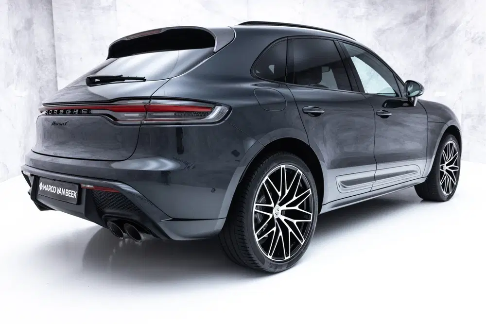 Porsche Macan 2.0 T uit 2023, foto 2