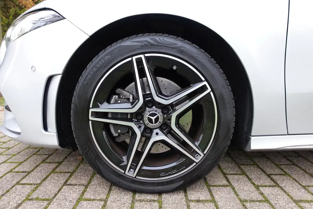 Mercedes-Benz A-Klasse 250 e Business Solution AMG Limited uit 2022, foto 14