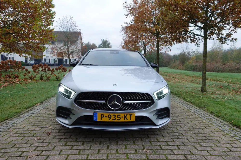 Mercedes-Benz A-Klasse 250 e Business Solution AMG Limited uit 2022, foto 8