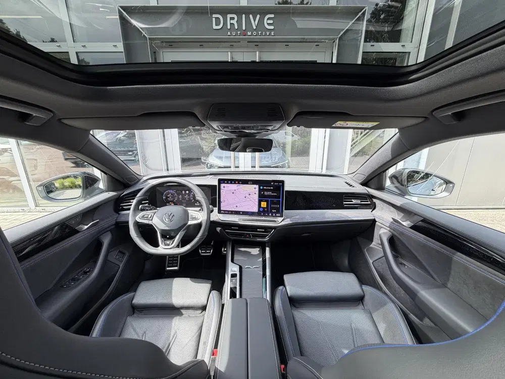 Volkswagen Passat 1.5 eHybrid R-Line uit 2025, foto 13