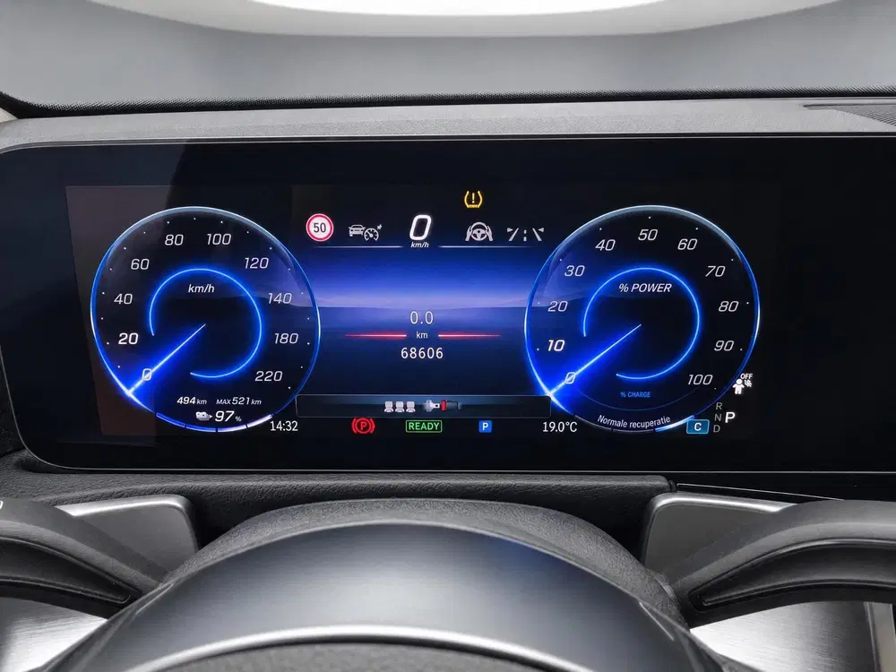 Mercedes-Benz EQB 250+ Luxury Line 71 kWh uit 2024, foto 10