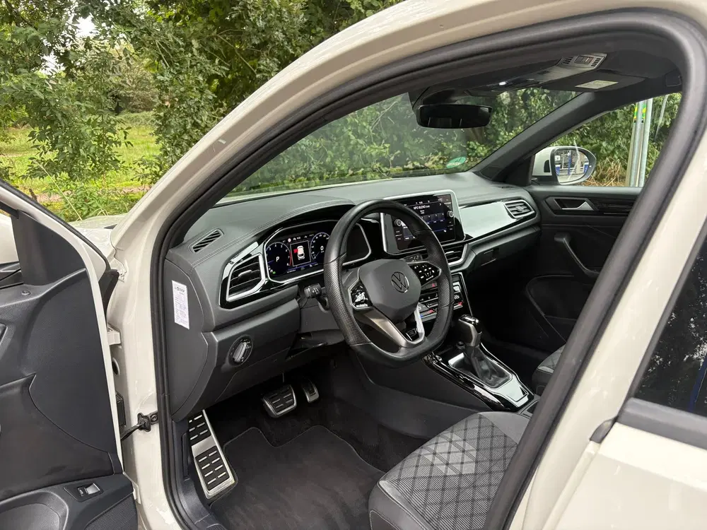 Volkswagen T-Roc R-Line Business+ 1.5 TSI 150 pk uit 2022, foto 8