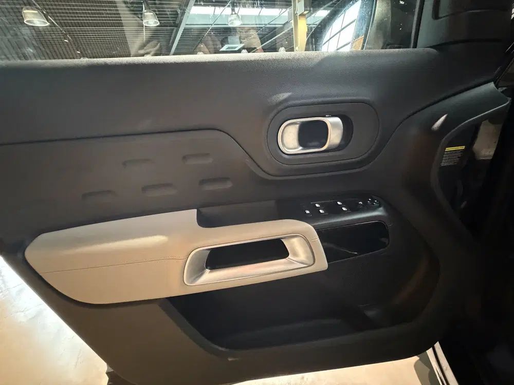 Citroën C5 Aircross 1.6 Plug-in Hybrid 225 Feel Panorama uit 2020, foto 12