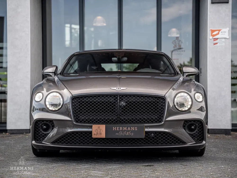 Bentley Continental GT 4.0 V8 uit 2020, foto 4