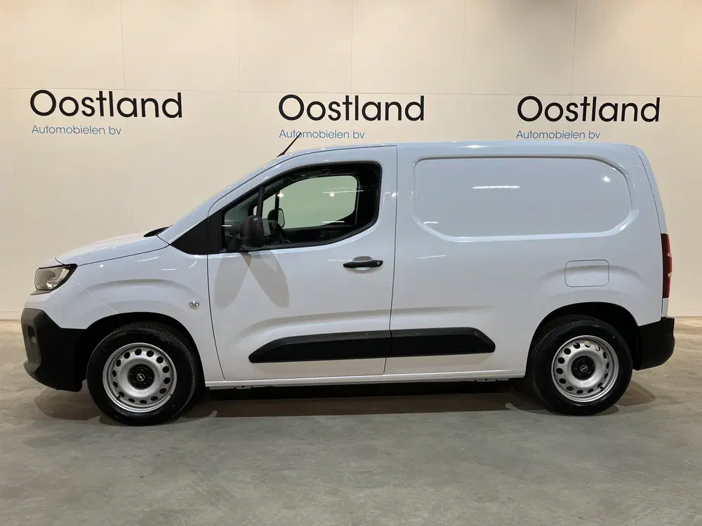 Opel Combo 1.2 PureTech 110 PK L1 BENZINE uit 2024, foto 4