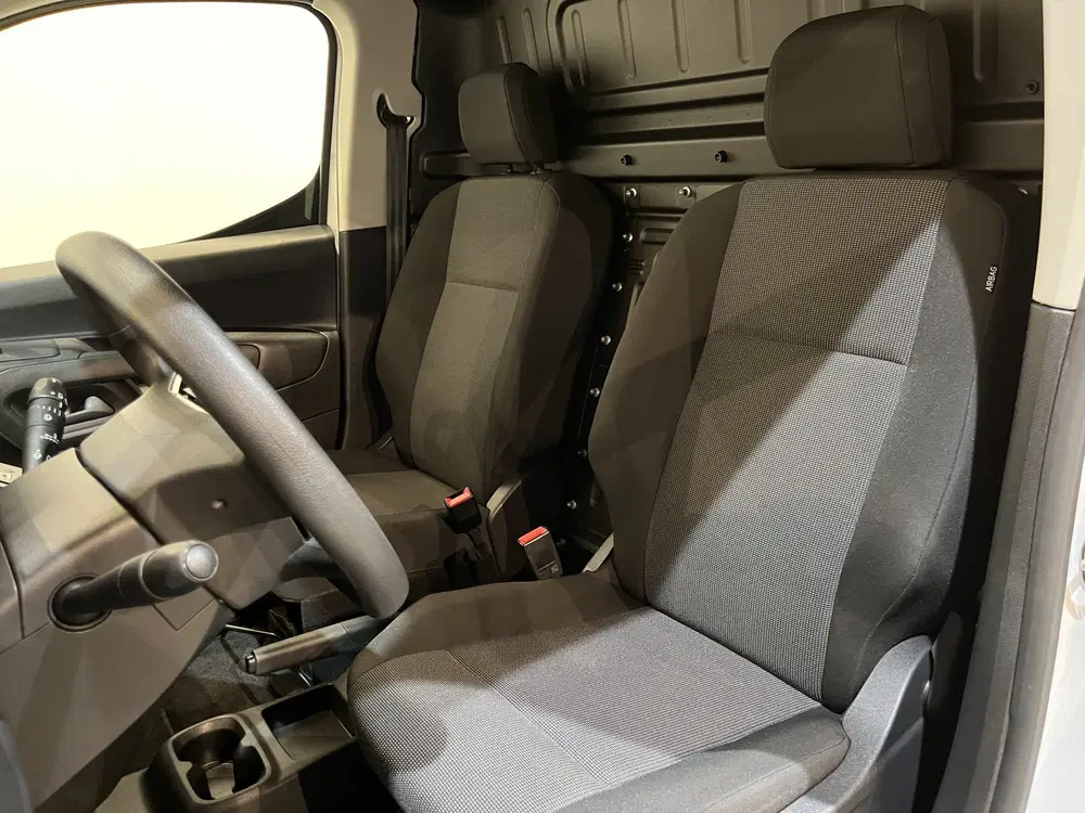 Opel Combo 1.2 PureTech 110 PK L1 BENZINE uit 2024, foto 8