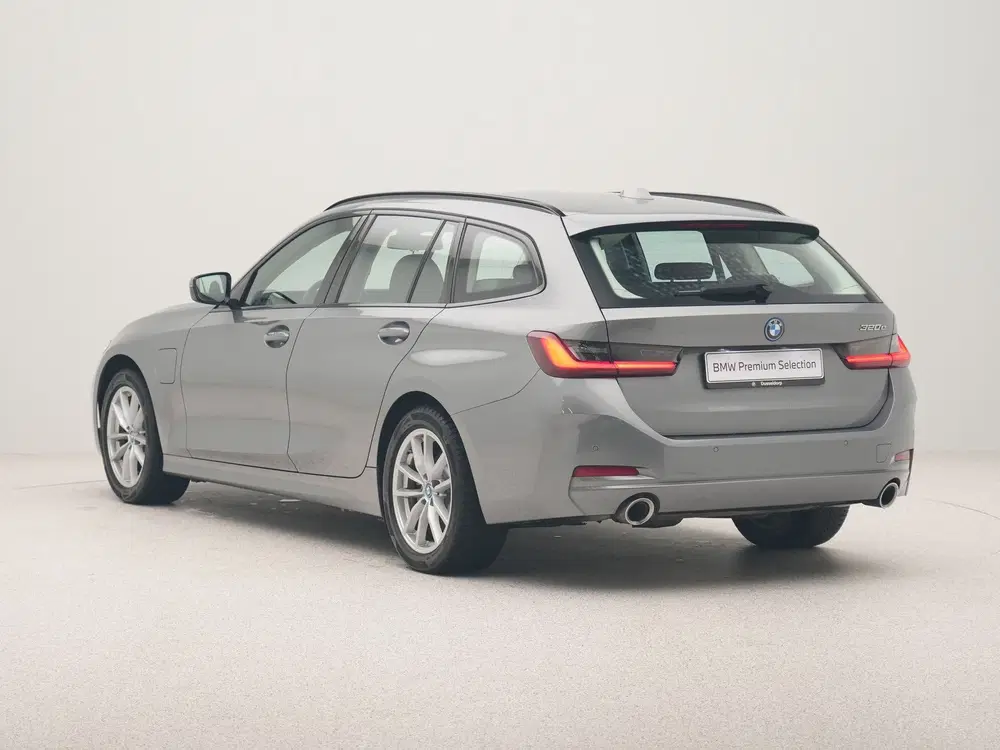 BMW 3-serie 320e Touring SoH 97% (bj 2024 uit 2024, foto 10