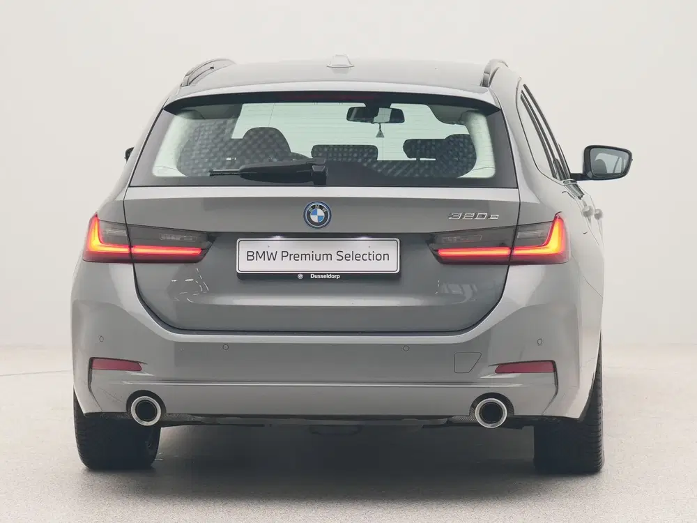 BMW 3-serie 320e Touring SoH 97% (bj 2024 uit 2024, foto 9