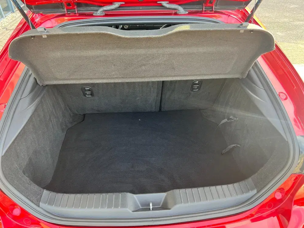Mazda 3 2.0 e-SkyActiv-G M Hybrid 122 Luxury TREKH uit 2019, foto 14