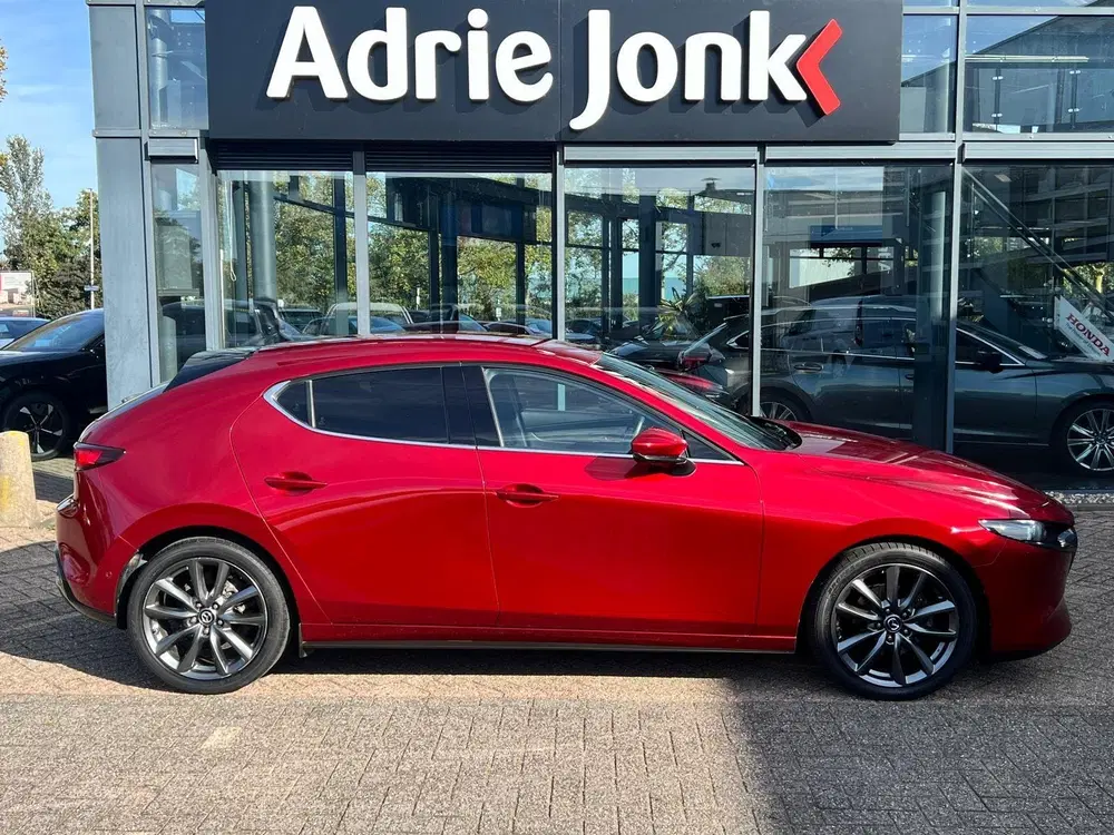Mazda 3 2.0 e-SkyActiv-G M Hybrid 122 Luxury TREKH uit 2019, foto 4