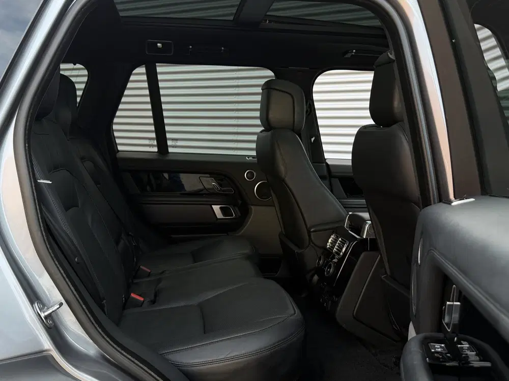 Land Rover Range Rover P400e Vogue I PHEV I Aut. I Pano.dak uit 2020, foto 10