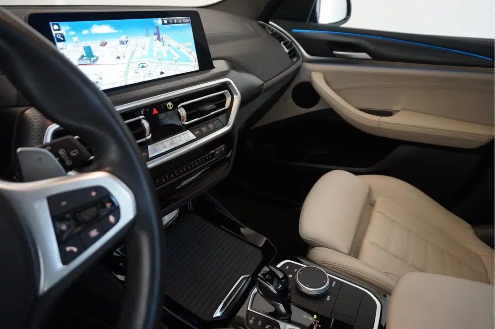 BMW X3 xDrive30e High Executive M-SPORT uit 2024, foto 12