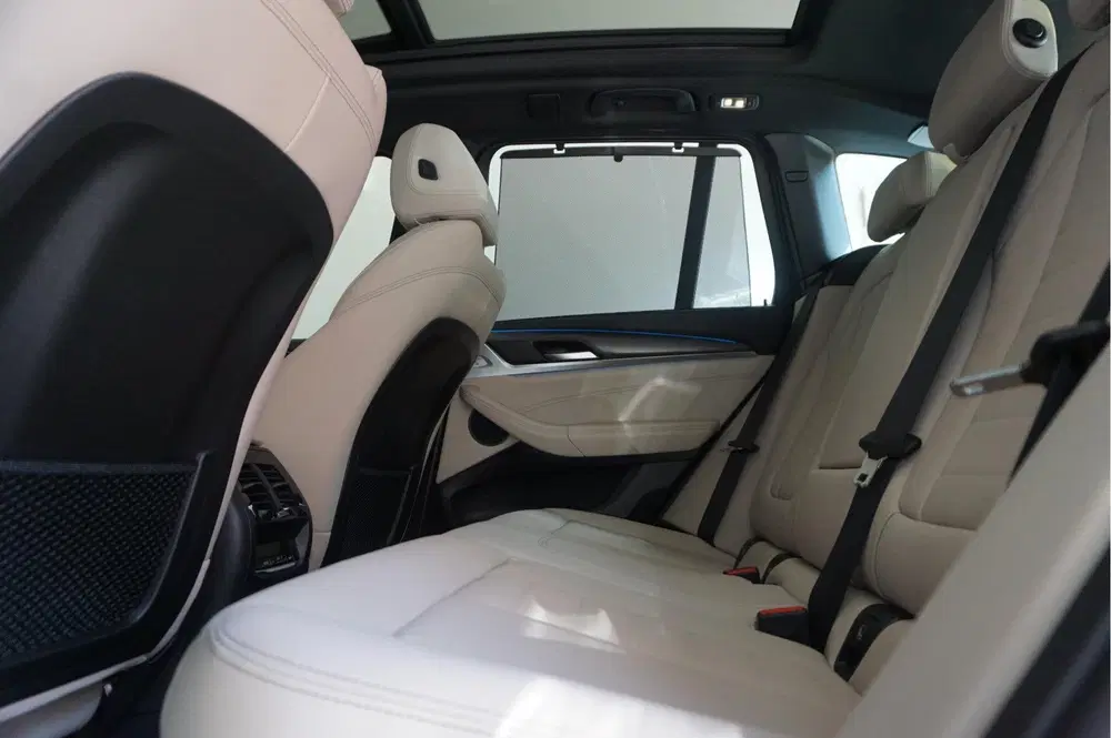 BMW X3 xDrive30e High Executive M-SPORT uit 2024, foto 15