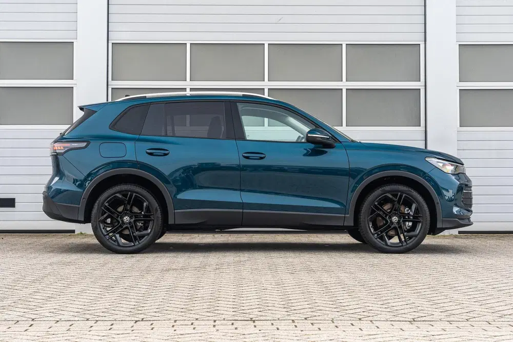 Volkswagen Tiguan 1.5 eHybrid 204pk DSG Life Edition uit 2025, foto 3
