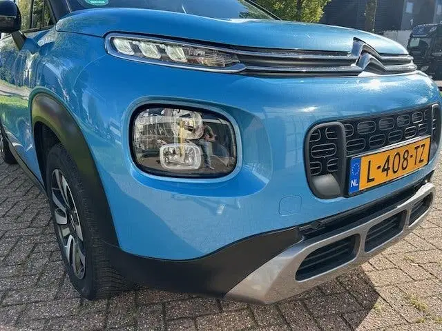Citroën C3 Aircross Citroen C3 Aircross 1.2 PT S&S Shine CARPL uit 2019, foto 4