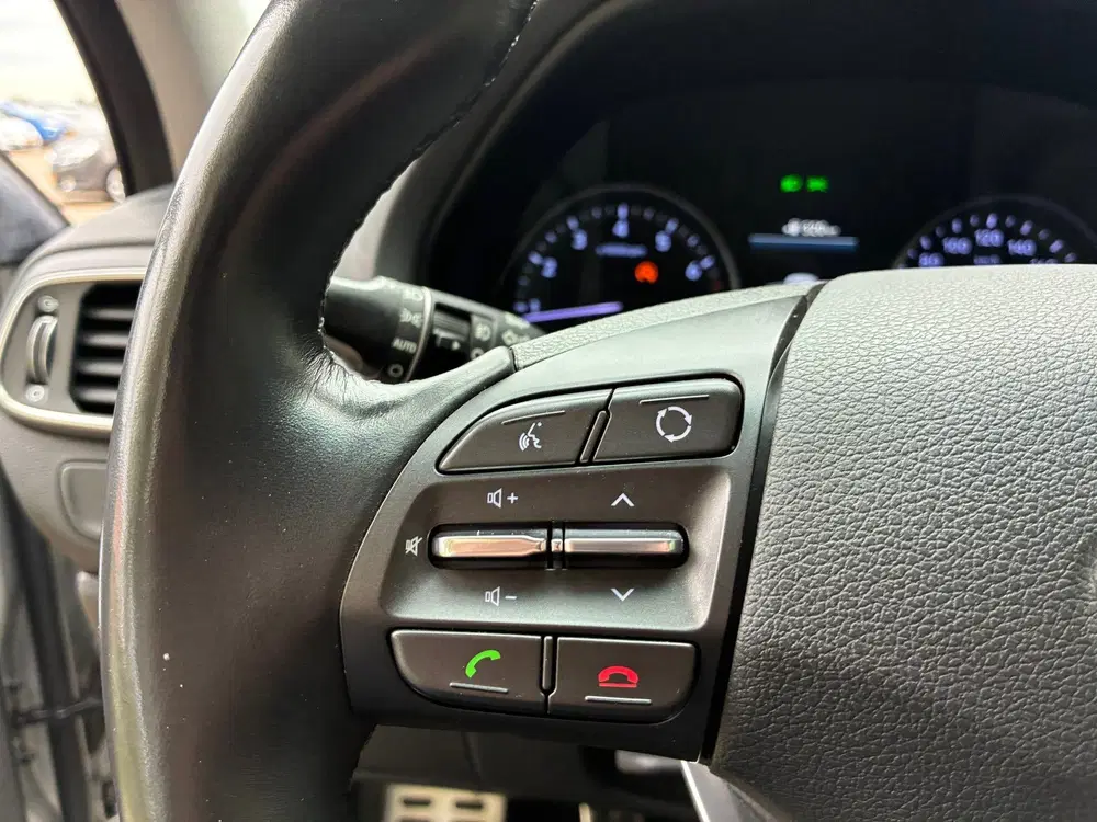 Hyundai i30 1.4 T-GDI Premium uit 2019, foto 15