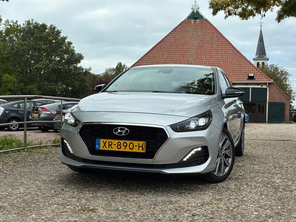 Hyundai i30 1.4 T-GDI Premium uit 2019, foto 4
