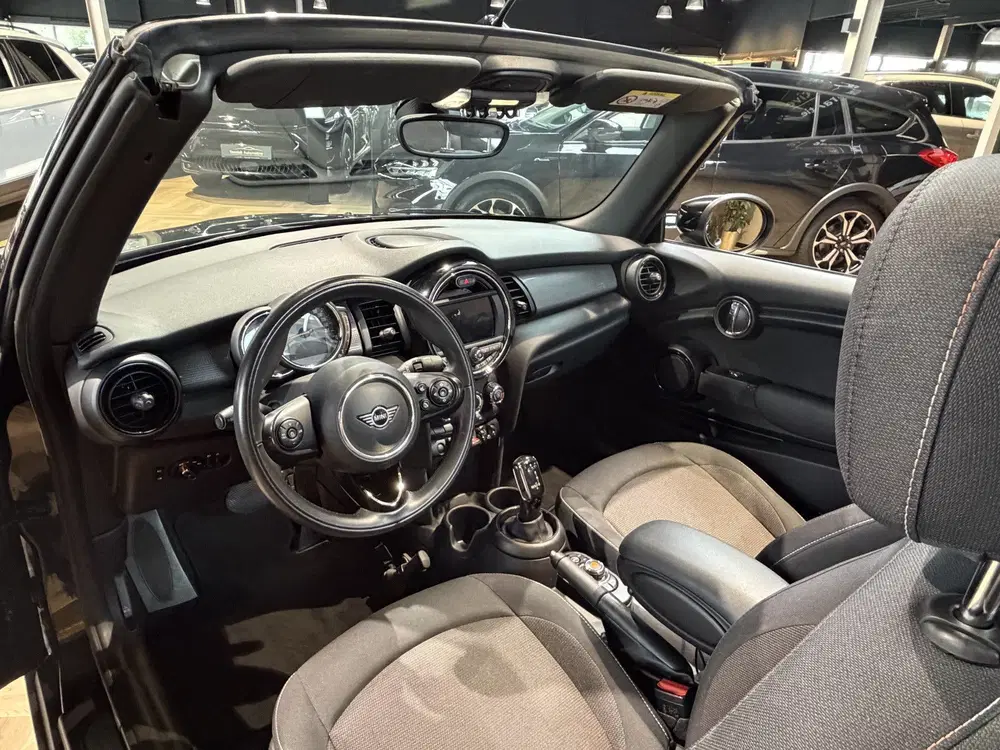 Mini Cabrio 1.5 Cooper Salt AUTOMAAT uit 2020, foto 10