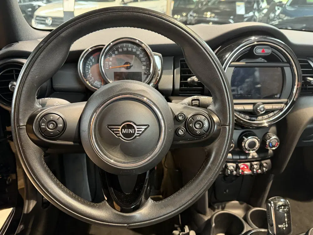 Mini Cabrio 1.5 Cooper Salt AUTOMAAT uit 2020, foto 13