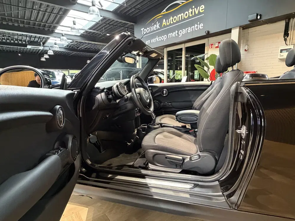 Mini Cabrio 1.5 Cooper Salt AUTOMAAT uit 2020, foto 9