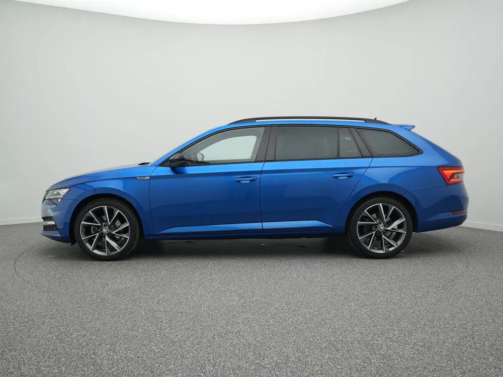 Skoda Superb 1.4 TSI 218pk iV Sportline Business uit 2023, foto 11