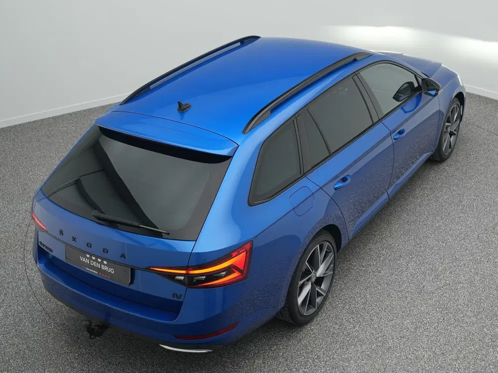 Skoda Superb 1.4 TSI 218pk iV Sportline Business uit 2023, foto 13