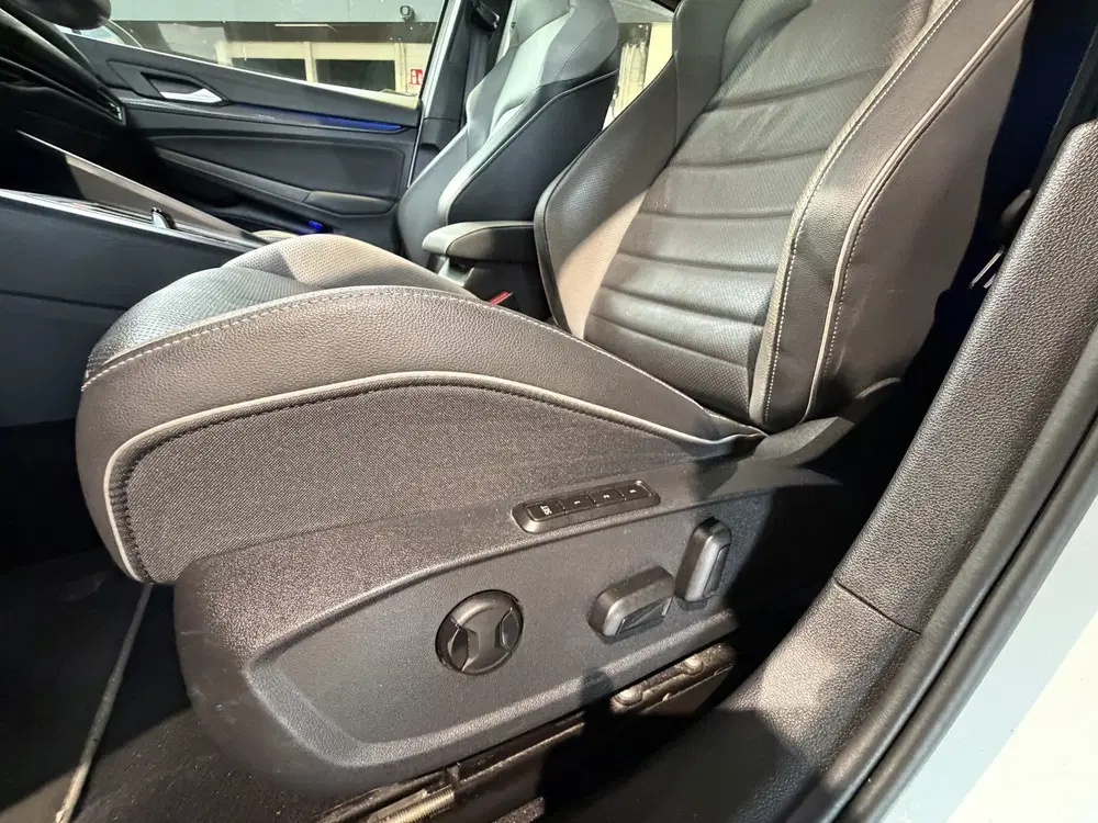 Volkswagen Golf 1.4 eHybrid GTE PANORAMADAK uit 2020, foto 11