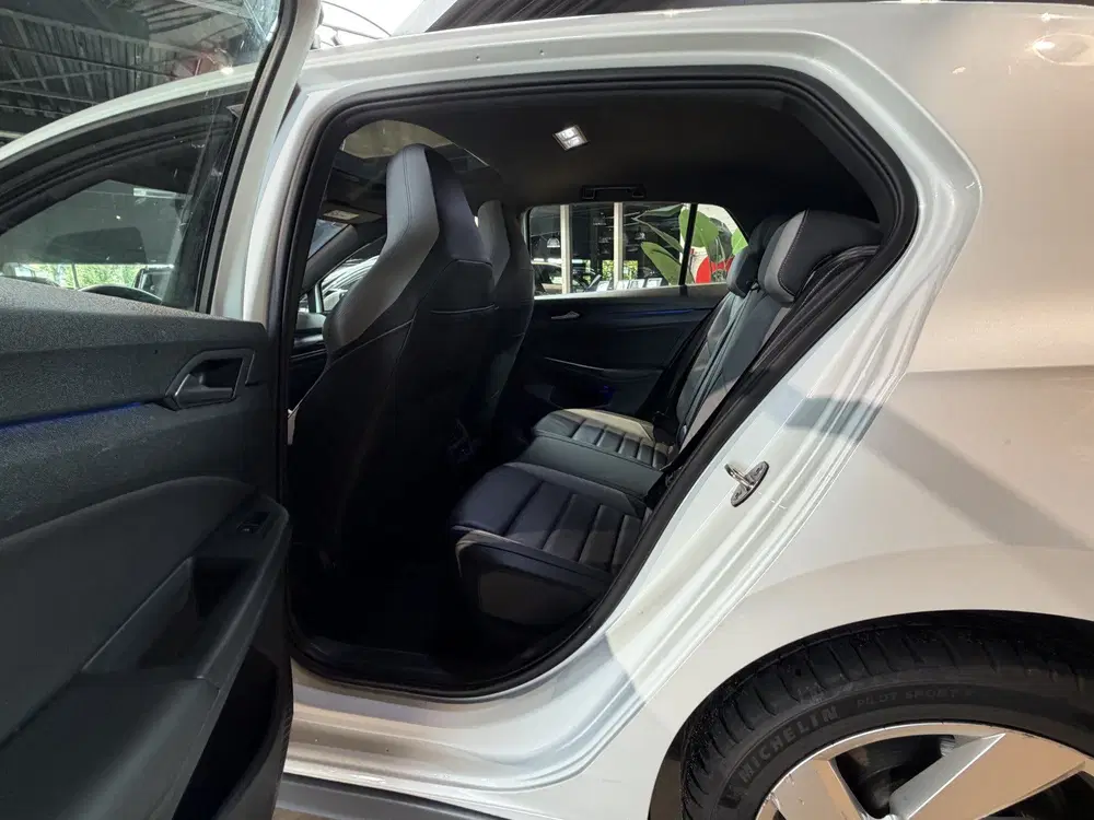 Volkswagen Golf 1.4 eHybrid GTE PANORAMADAK uit 2020, foto 12