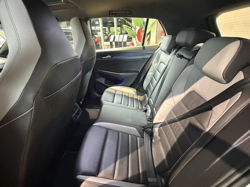 Volkswagen Golf 1.4 eHybrid GTE PANORAMADAK uit 2020, foto 13