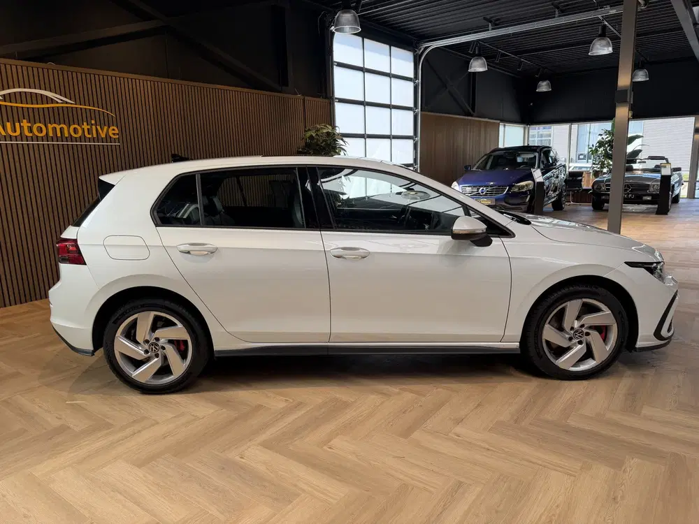 Volkswagen Golf 1.4 eHybrid GTE PANORAMADAK uit 2020, foto 2