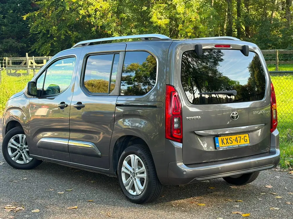 Toyota Proace City 1.2 Turbo Active uit 2020, foto 6