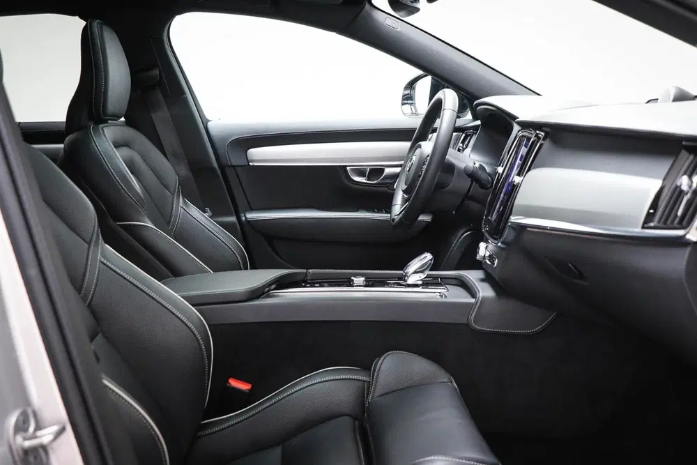 Volvo S90 2.0 B5 Ultimate Dark uit 2023, foto 11