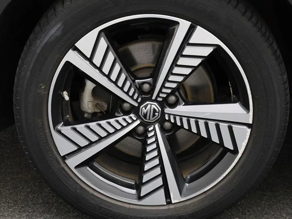 MG ZS EV Luxury 45 kWh uit 2021, foto 14
