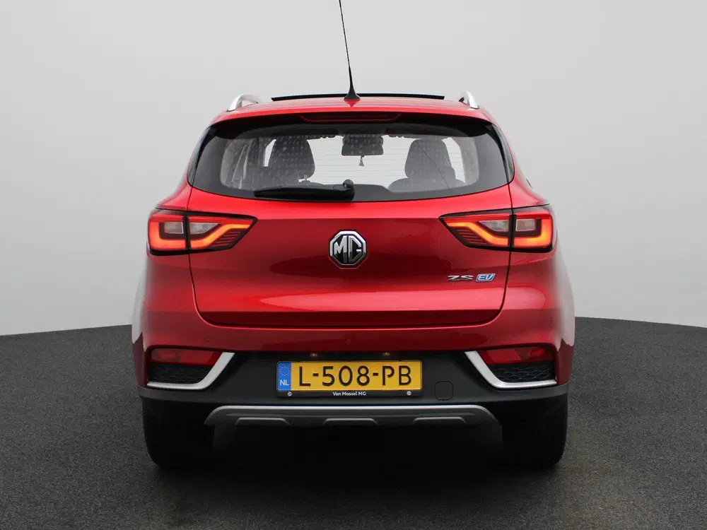 MG ZS EV Luxury 45 kWh uit 2021, foto 5