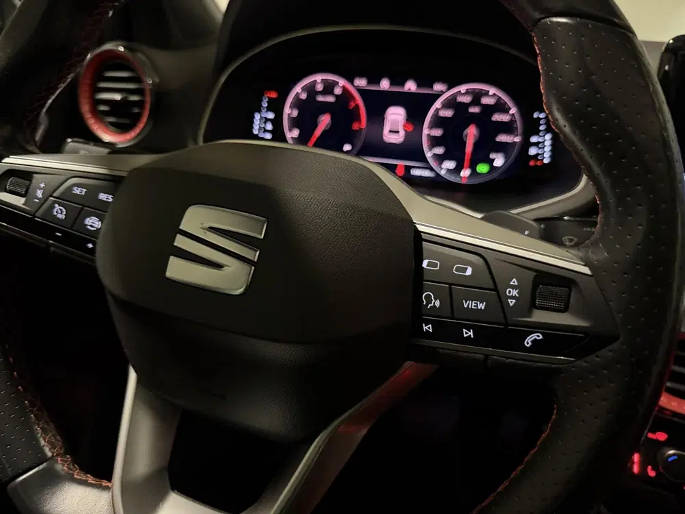 SEAT Ibiza 1.5 TSI FR 150PK DSG Pano Virtual Facelift uit 2022, foto 12