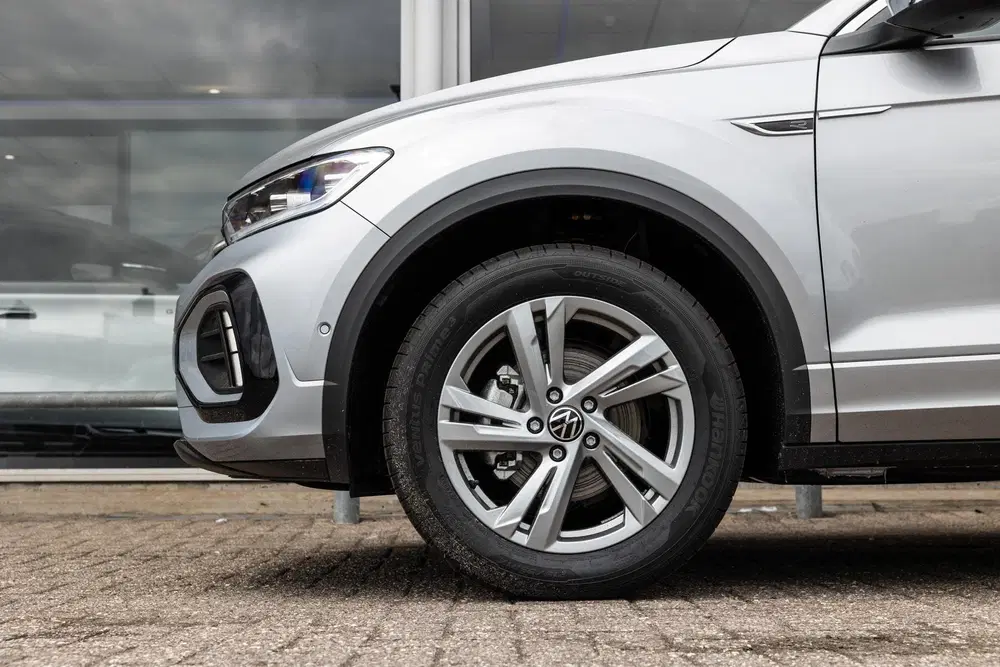 Volkswagen T-Roc 1.5 TSI 150pk DSG R-Line Edition uit 2025, foto 12