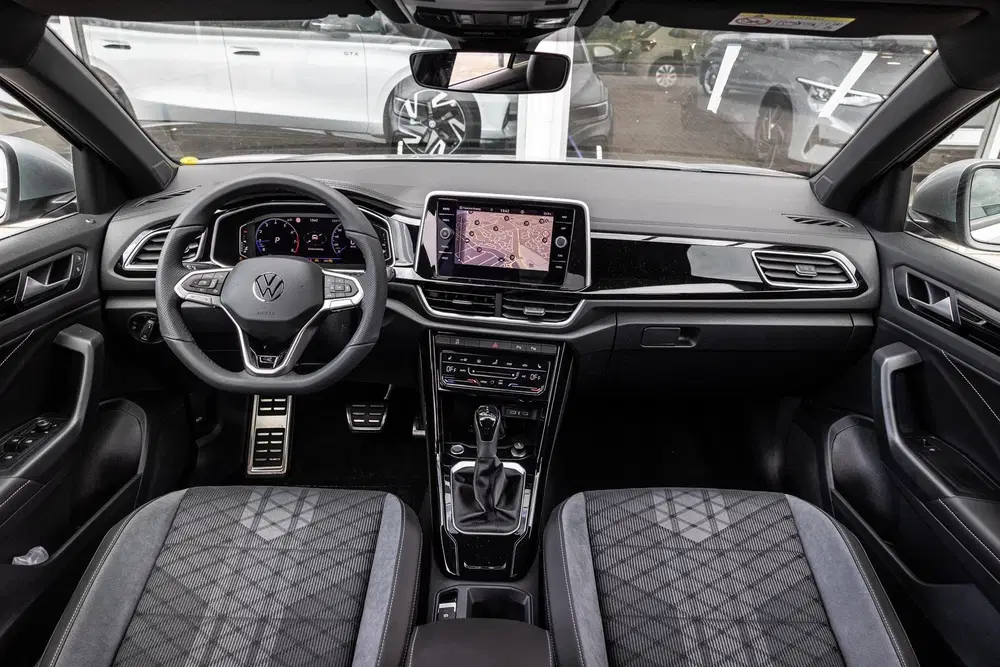 Volkswagen T-Roc 1.5 TSI 150pk DSG R-Line Edition uit 2025, foto 5