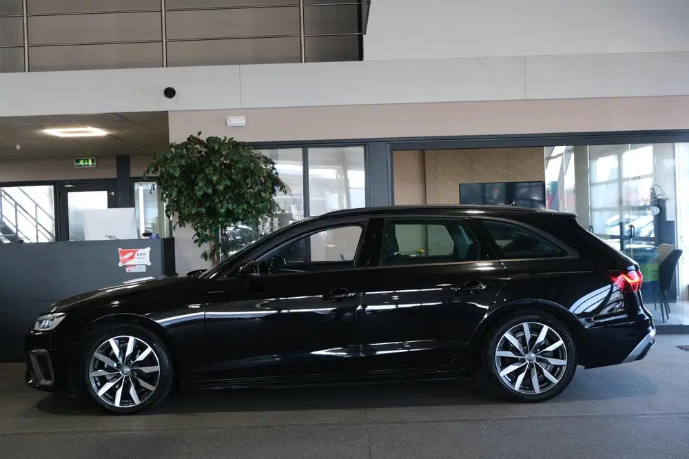 Audi A4 35 TFSI S-line S-tronic 150PK NW Model Nav uit 2019, foto 8